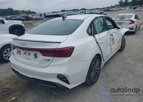 2023 Kia Forte Gt-Line z USA, uszkodzony, nr VIN 3KPF54AD2PE583712